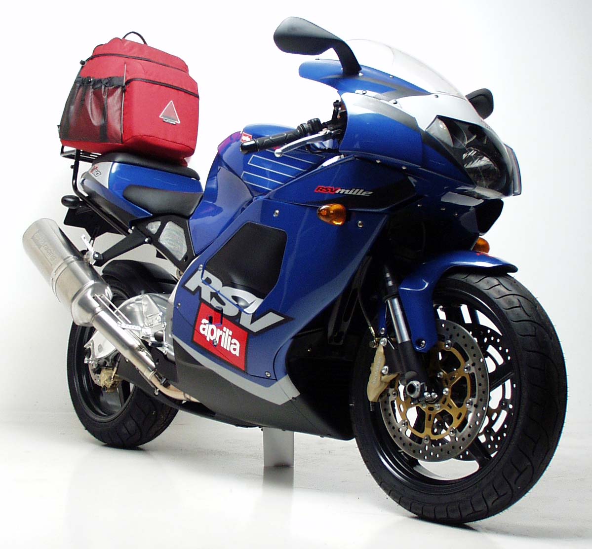 Aprilia RSV Tuono R (03-06)