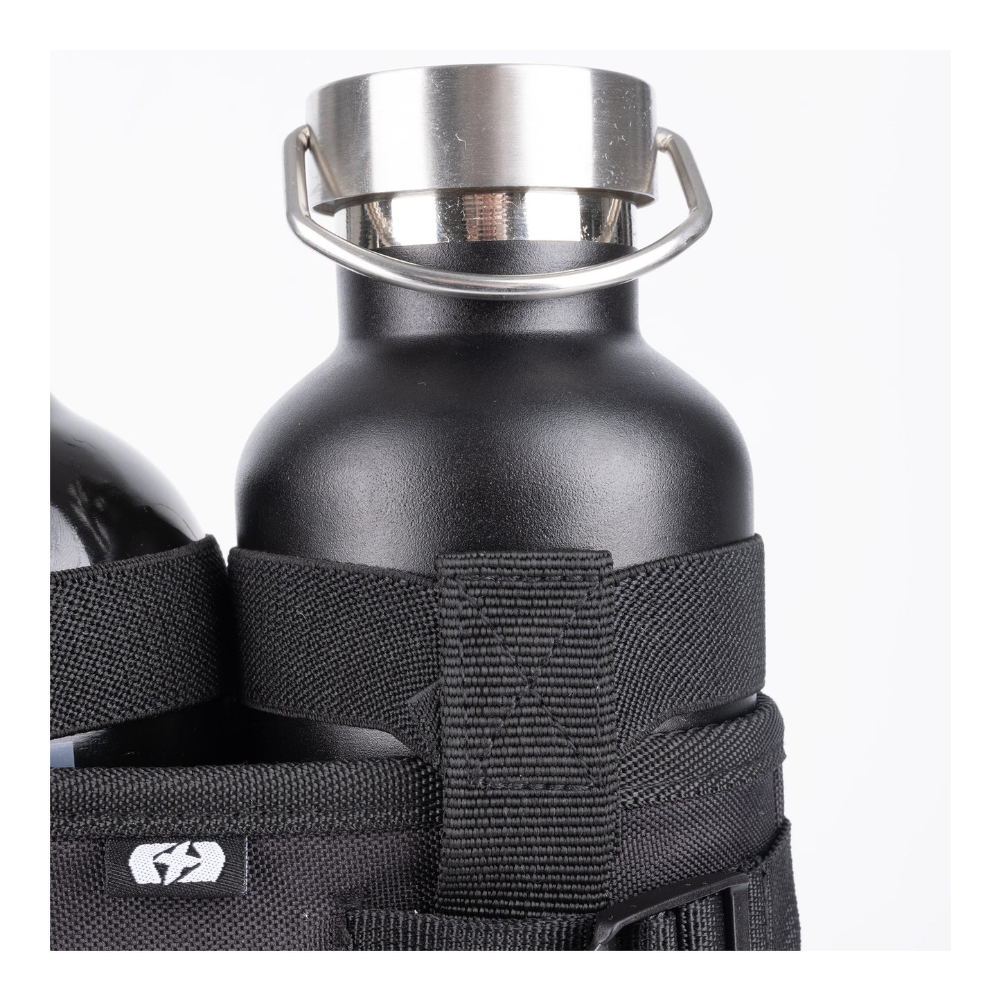 Oxford Nomad B2 Bottlestash