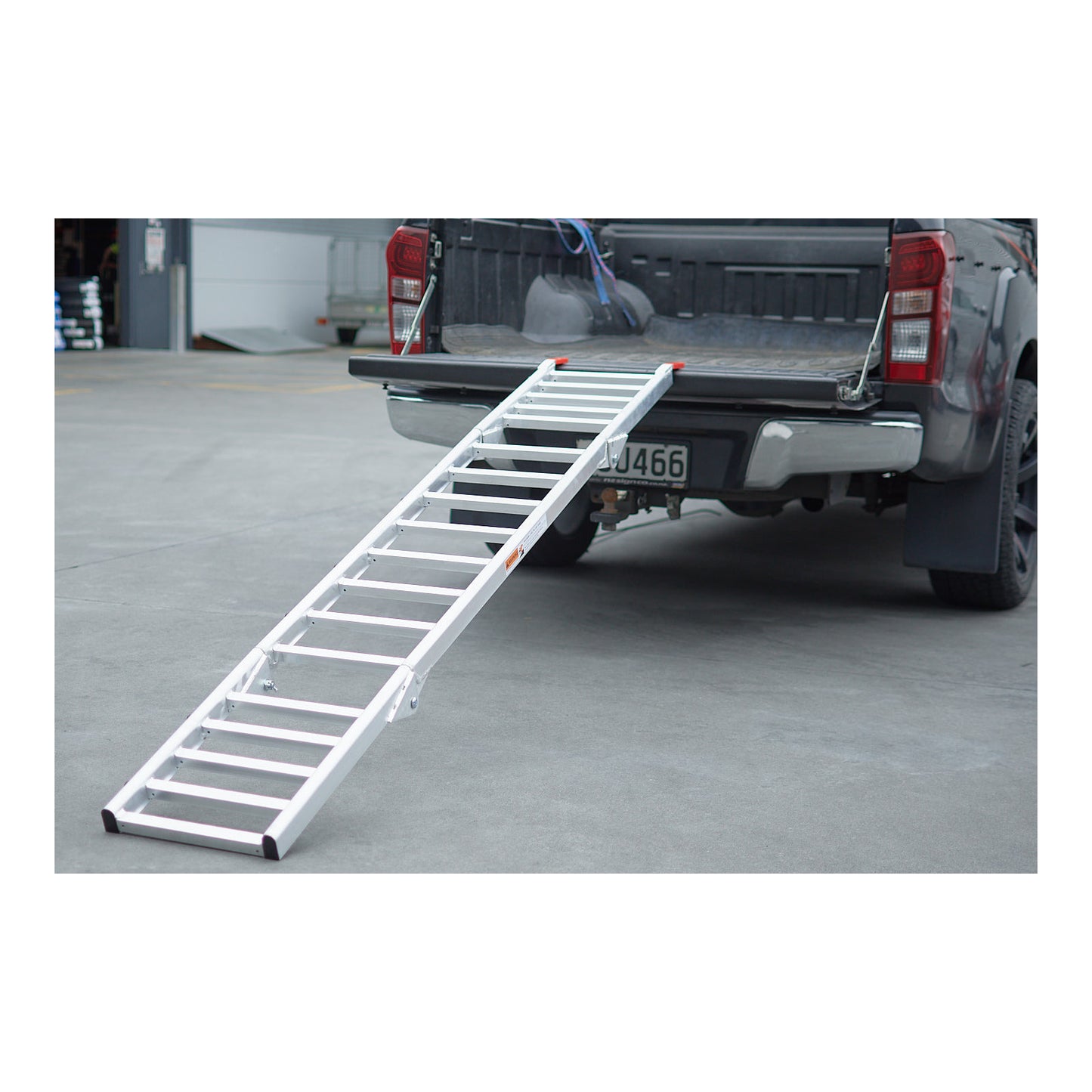 Whites Alloy Tailgate Ramp Folding 222x35cm - 318kg Rated